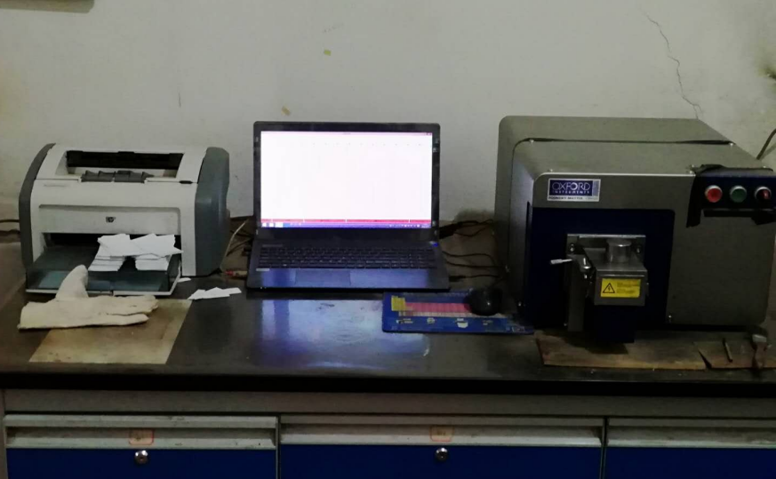 沖擊試驗(yàn)機(jī)、沖擊樣缺口投影儀